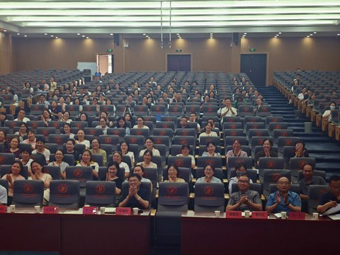 会场学习氛围浓厚